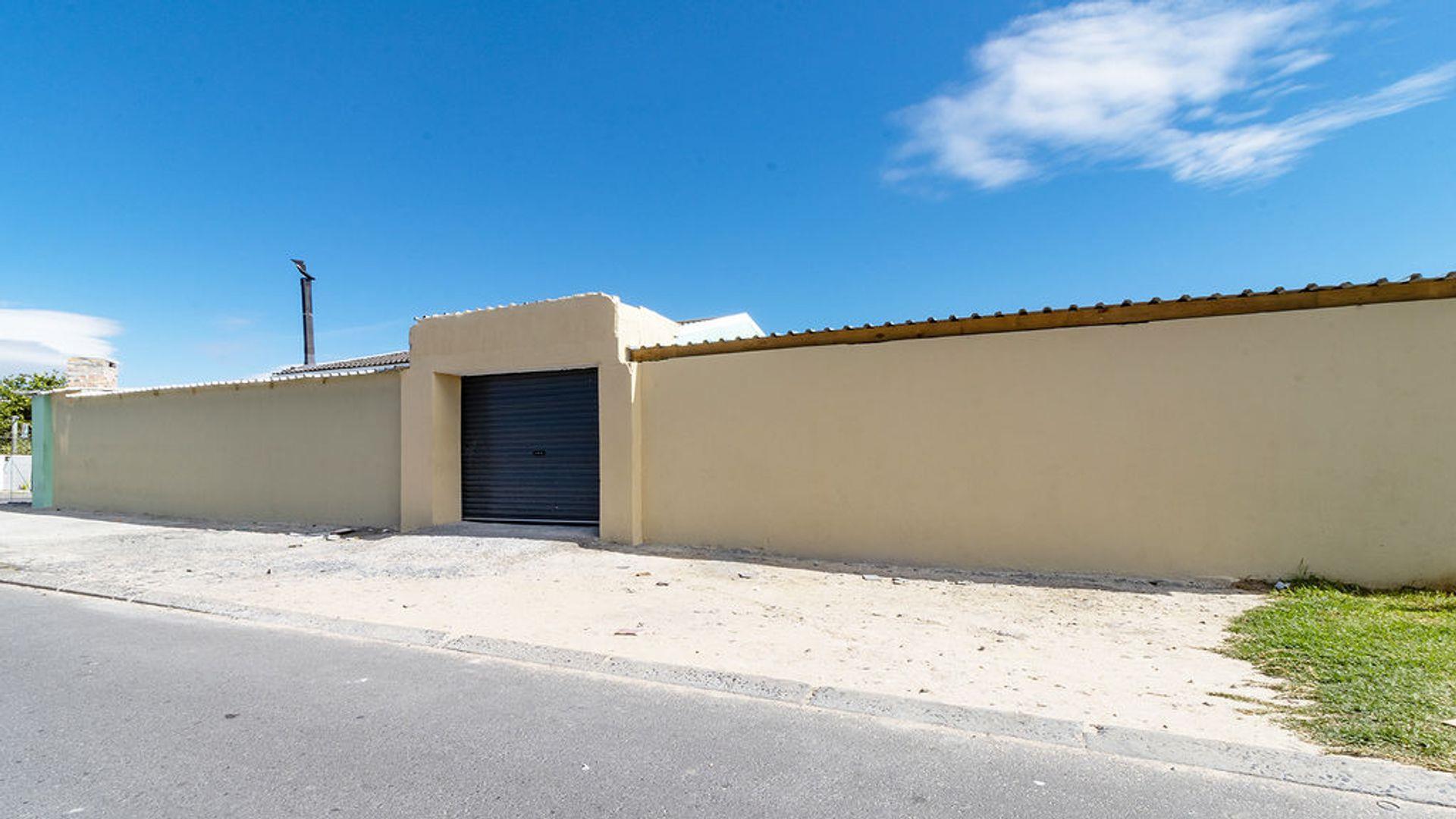 2 Bedroom Property for Sale in Devon Park Village Western Cape